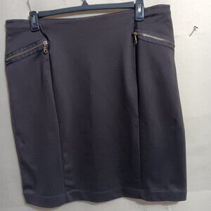 AVENUE   BROWN SKIRT   Size 18/20